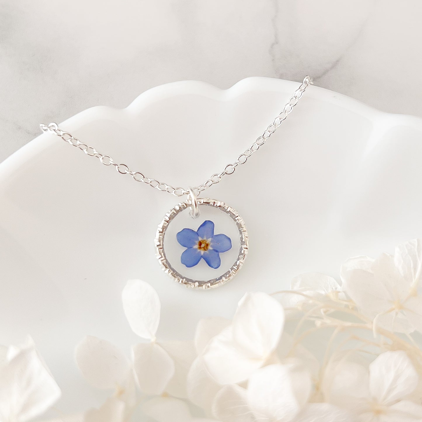 Textured Edge Forget-Me-Not Necklace