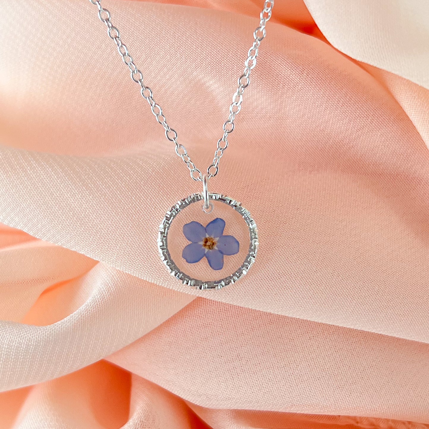 Textured Edge Forget-Me-Not Necklace