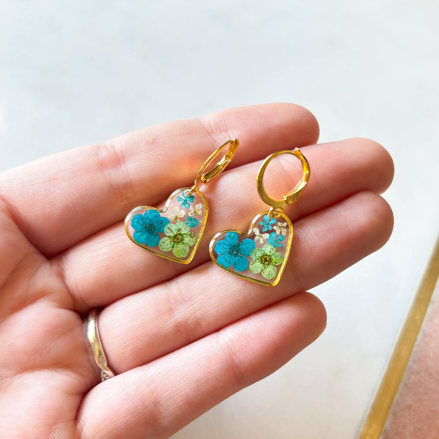 Turquoise Floral Gold Hearts
