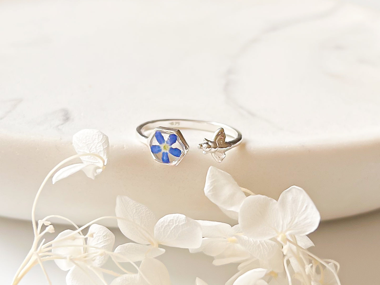 Forget-Me-Not Bee Ring