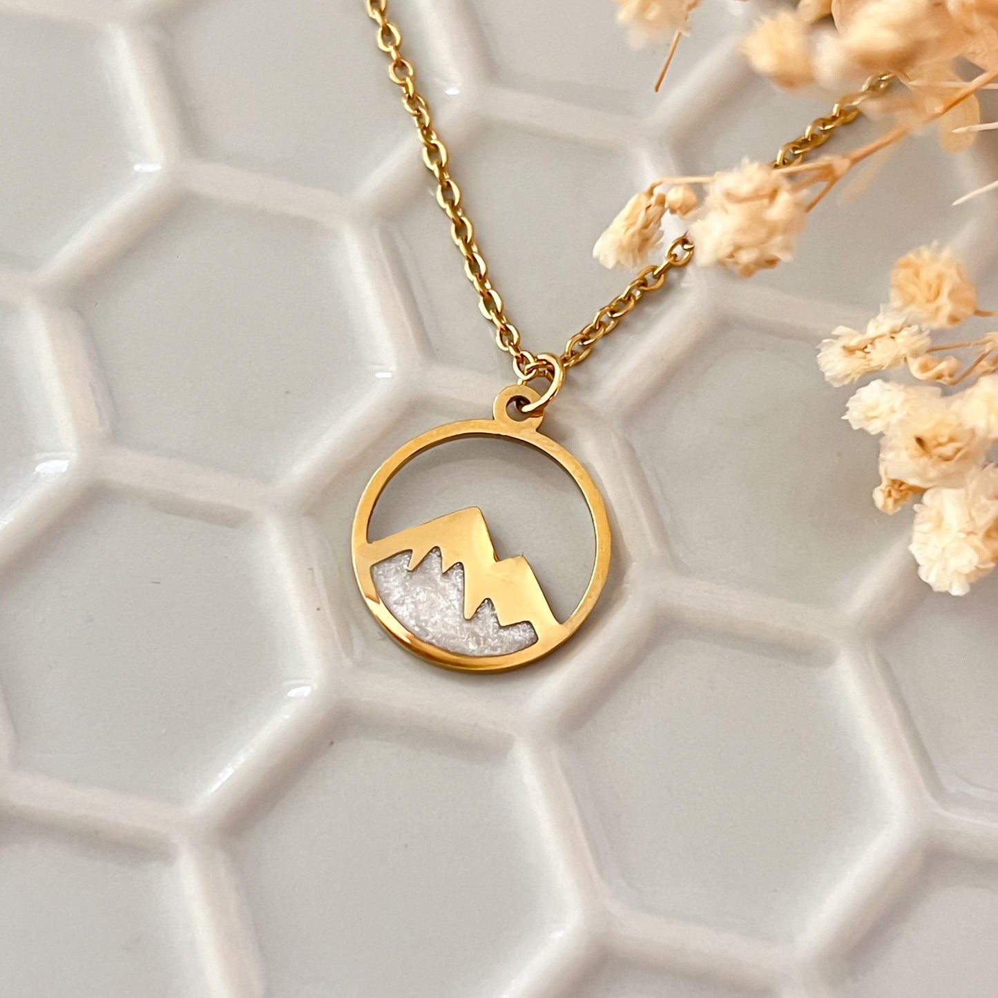 White Mountain Necklace