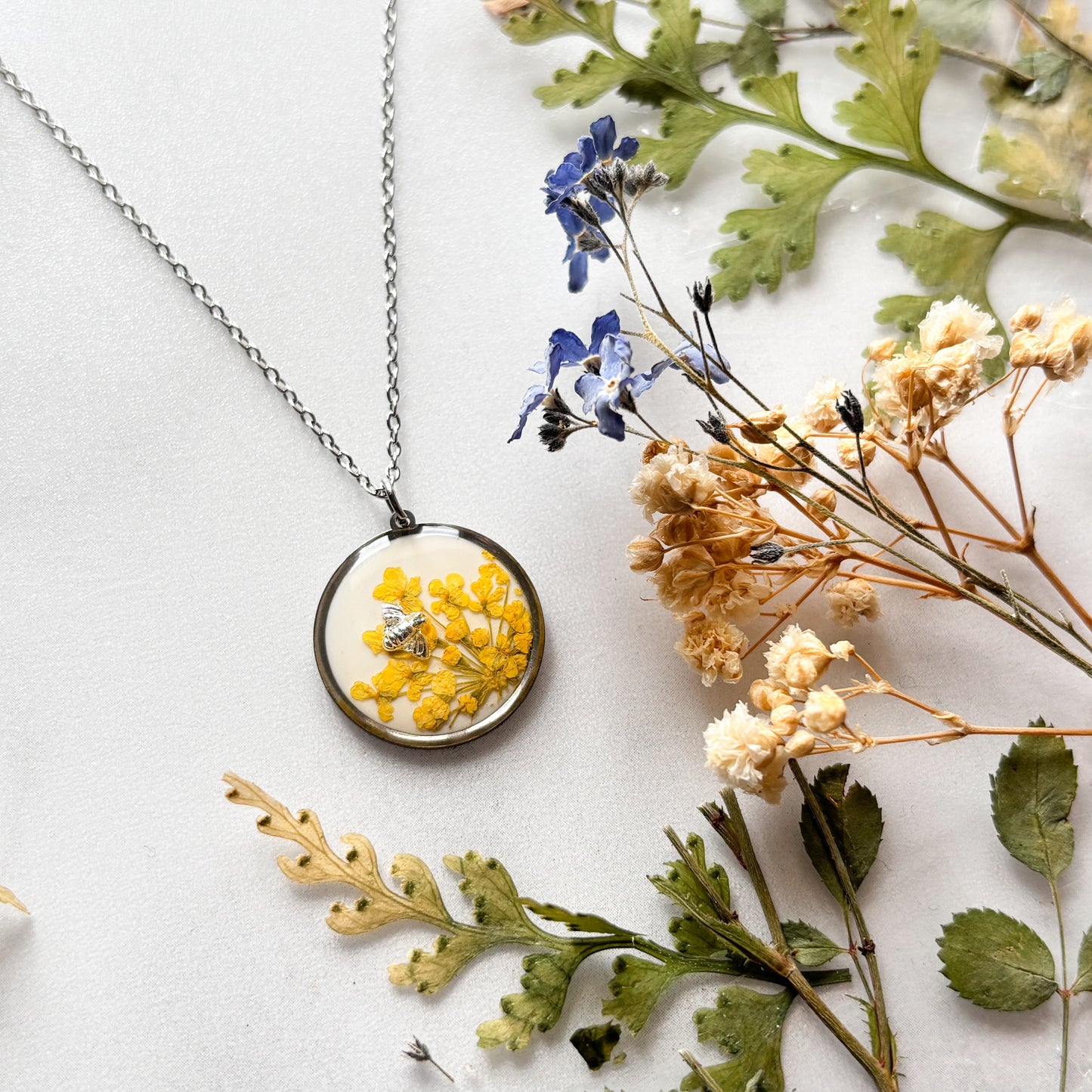 Yellow Flower Bee Necklace