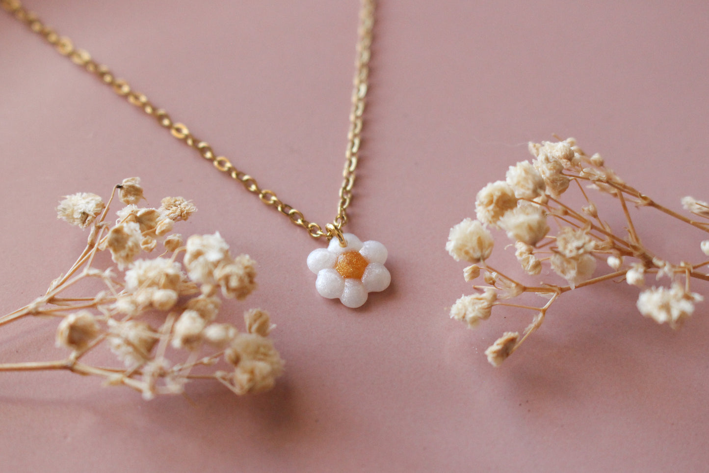 Mini Daisy Necklace